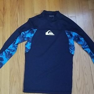 Youth XL Quicksilver Swim Shirt EUC